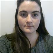 Profesora de Historia, por la Facultad de Humanidades y Artes (UNR)